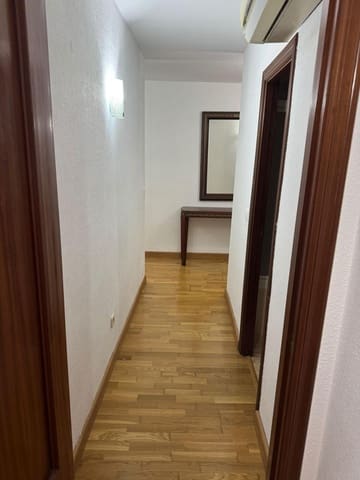 4 chambre Appartement à vendre à Centro - Muelle Pesquero, Torrevieja avec garage - 265 000 € (Ref: 9648378)