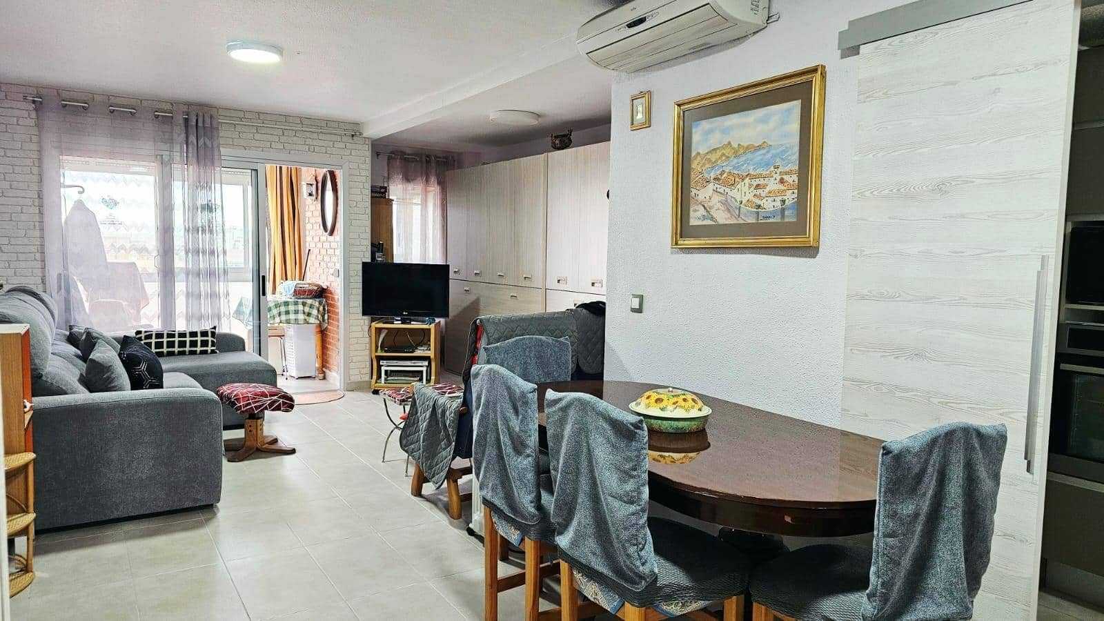 Piso de 2 habitaciones en Torrevieja en venta con piscina - 169.000 € (Ref: 9670886)