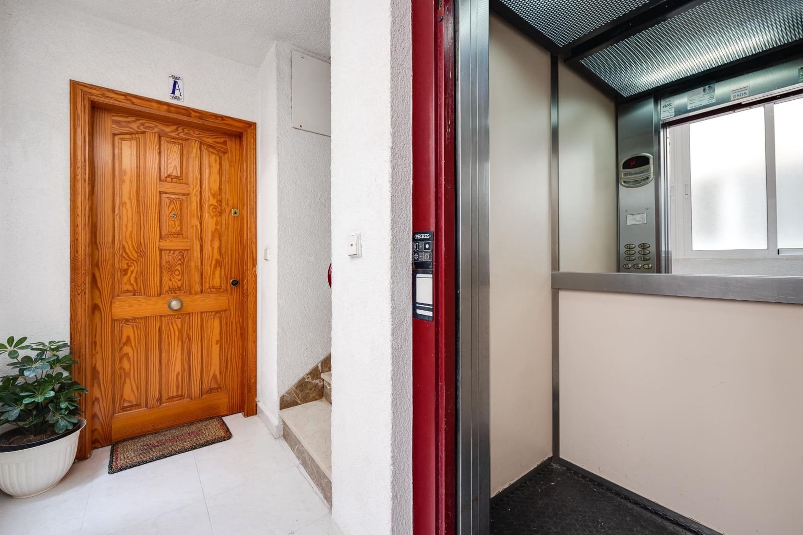 Estudio en Torrevieja en venta - 97.900 € (Ref: 9670888)