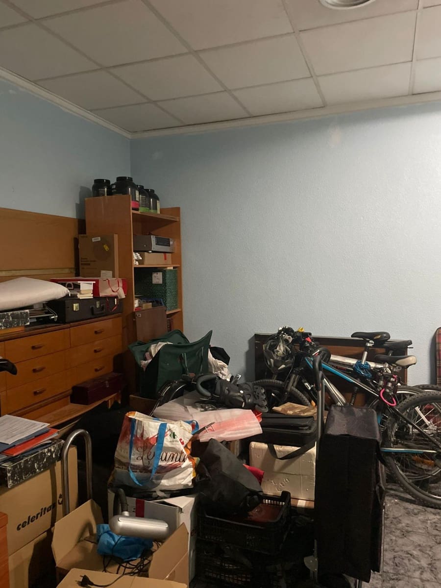 Local Commercial à louer à Torrevieja - 850 € (Ref: 9686752)