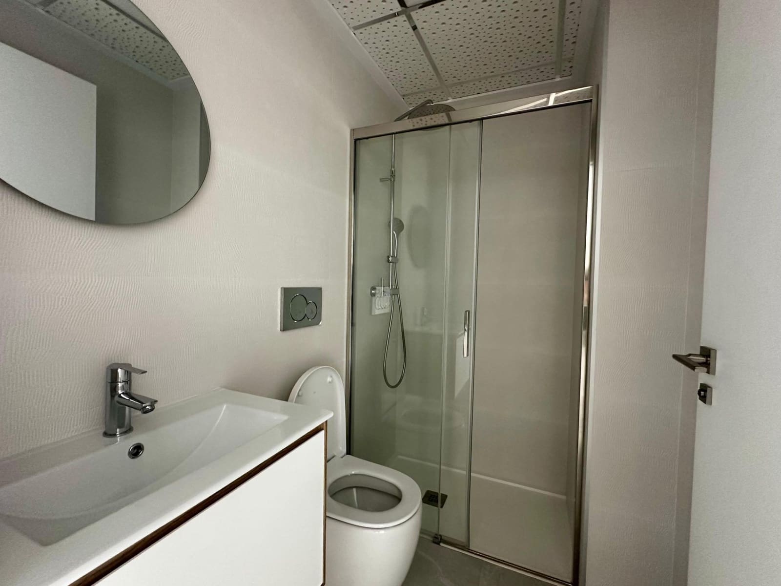 2 quarto Apartamento para venda em Torrevieja com piscina - 280 000 € (Ref: 9702105)