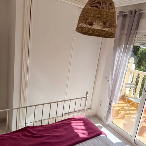 2 makuuhuone Bungalow myytävänä paikassa Algorfa mukana uima-altaan 
autotalli - 175 000 € (Ref: 9735762)