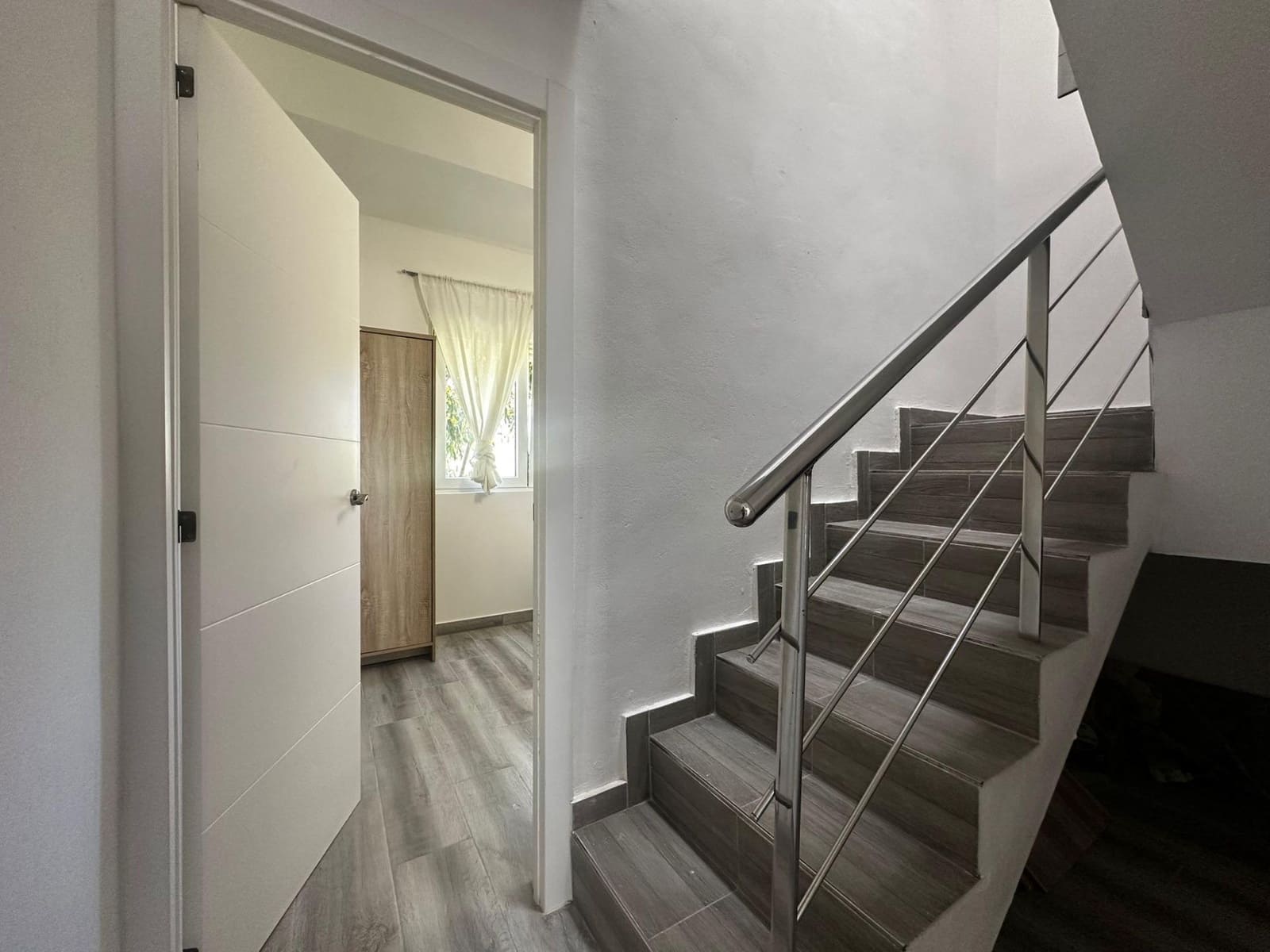 3 quarto Bungalow para arrendar em Filipinas - 1 100 € (Ref: 9748171)