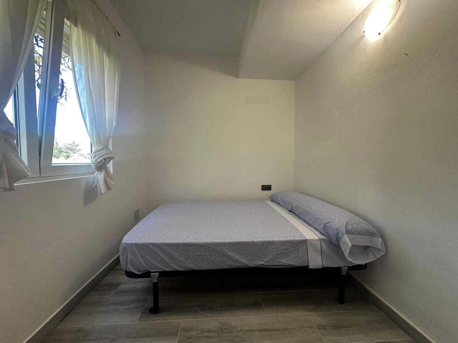 3 quarto Bungalow para arrendar em Filipinas - 1 000 € (Ref: 9748171)