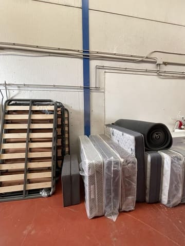 Kaupallinen vuokrattavana paikassa Parque de las Naciones, Torrevieja - 1 600 € (Ref: 9788548)