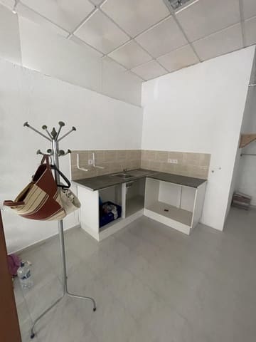 Comercial para venda em Torrevieja - 120 000 € (Ref: 9788549)