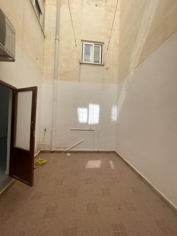 Comercial para venda em Torrevieja - 120 000 € (Ref: 9788549)