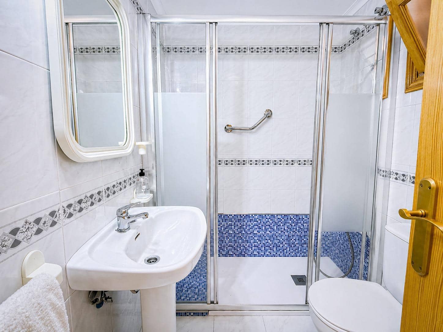 1 Zimmer Apartment zu verkaufen in Torrevieja mit Pool - 155.000 € (Ref: 9806632)