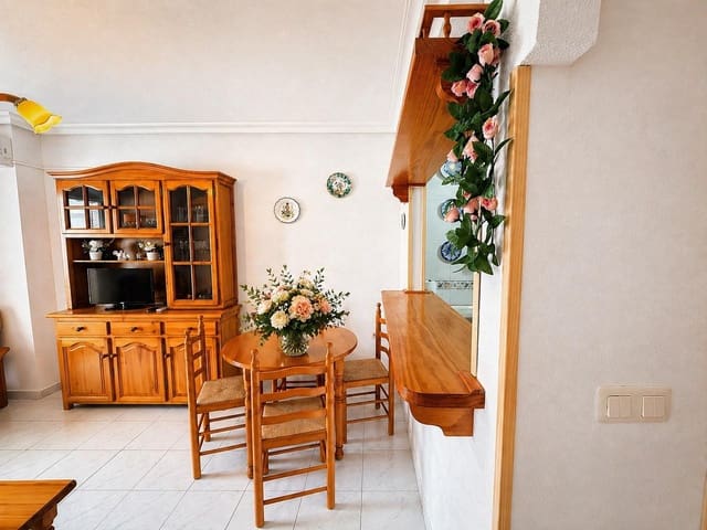 1 Zimmer Apartment zu verkaufen in Torrevieja mit Pool - 155.000 € (Ref: 9806632)