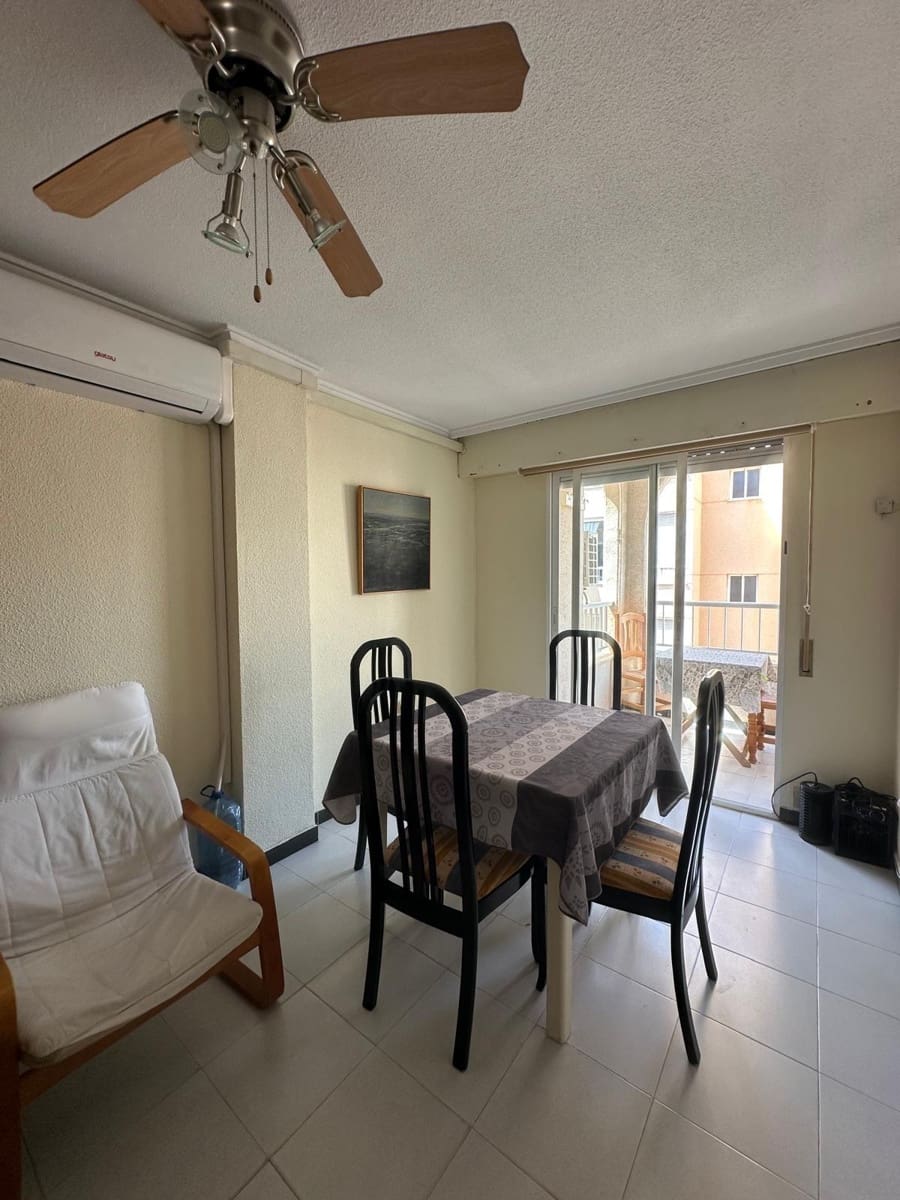2 camera da letto Appartamento in vendita in Torrevieja con piscina garage - 145.900 € (Rif: 9806633)