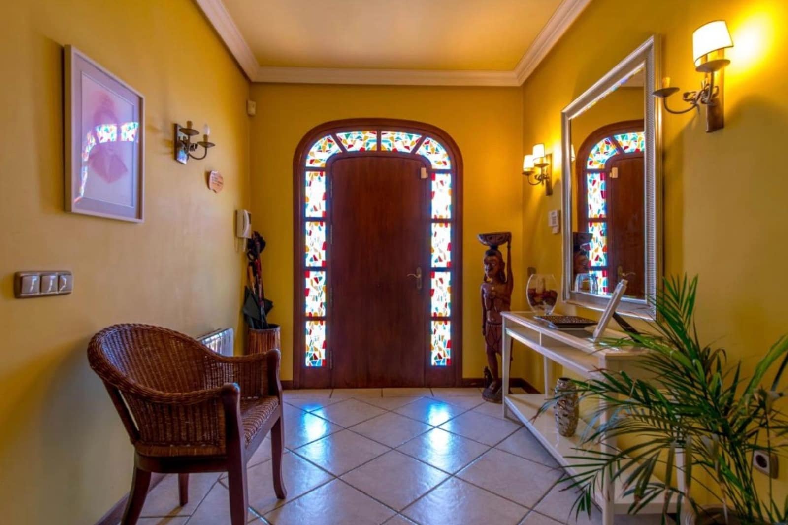 4 slaapkamer Villa te koop in Torrevieja met zwembad garage - € 950.000 (Ref: 9814399)