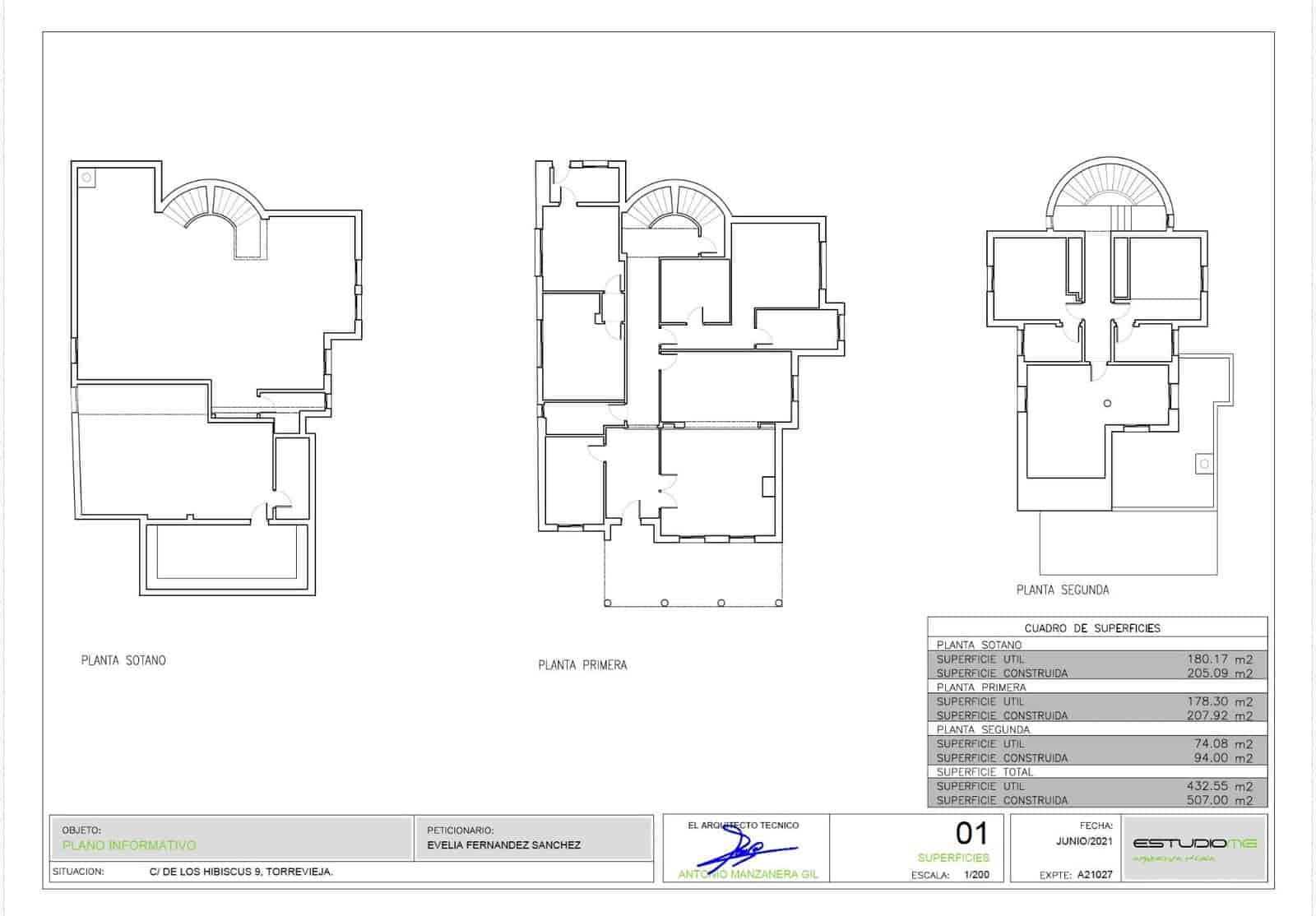 4 slaapkamer Villa te koop in Torrevieja met zwembad garage - € 950.000 (Ref: 9814399)
