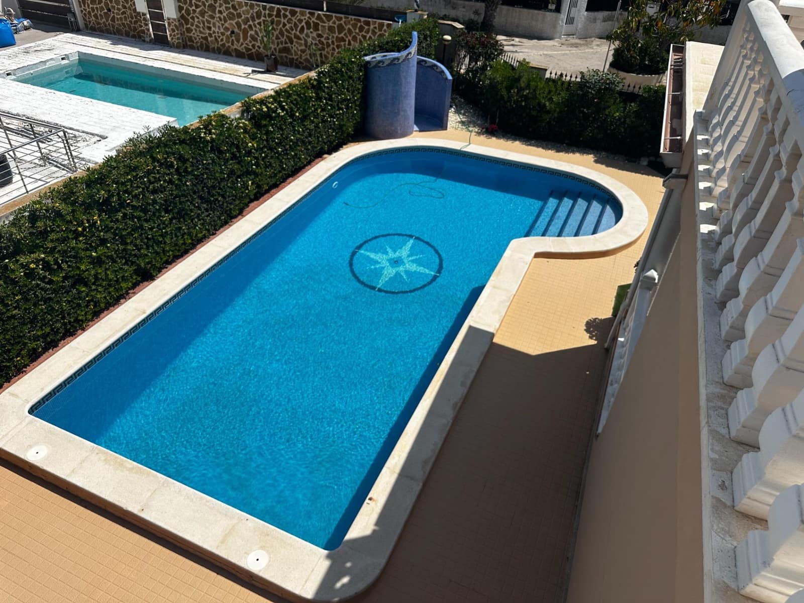 4 slaapkamer Villa te koop in Torrevieja met zwembad garage - € 950.000 (Ref: 9814399)