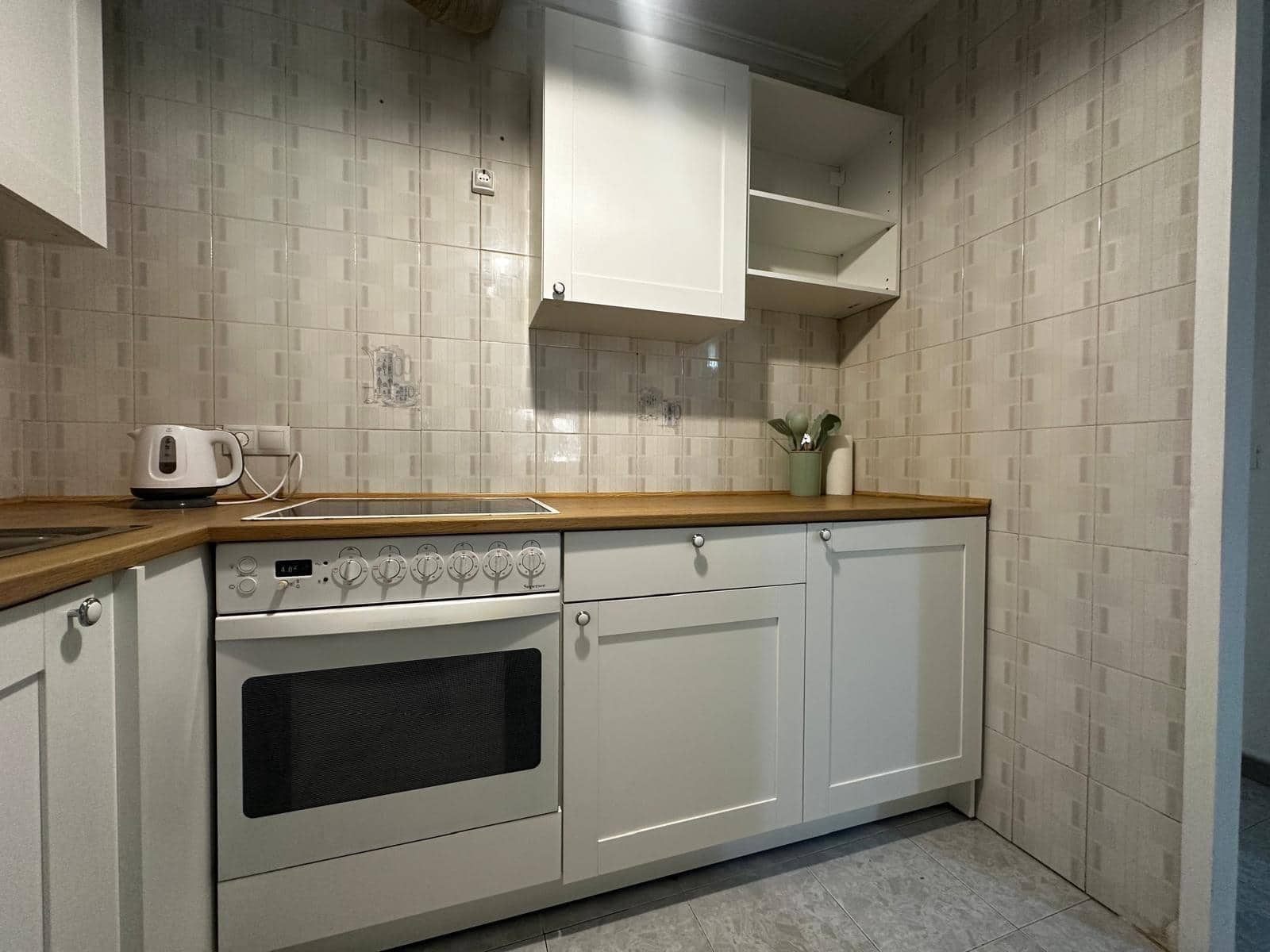2 Zimmer Apartment zu verkaufen in Torrevieja - 140.000 € (Ref: 9816028)