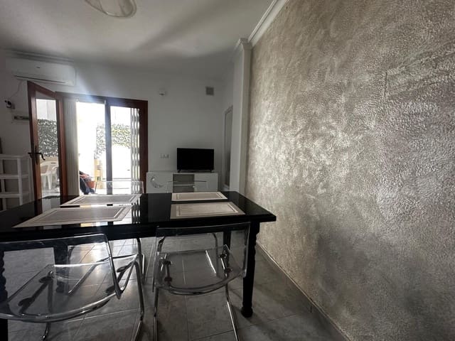 2 Zimmer Apartment zu verkaufen in Centro, Torrevieja - 140.000 € (Ref: 9816028)