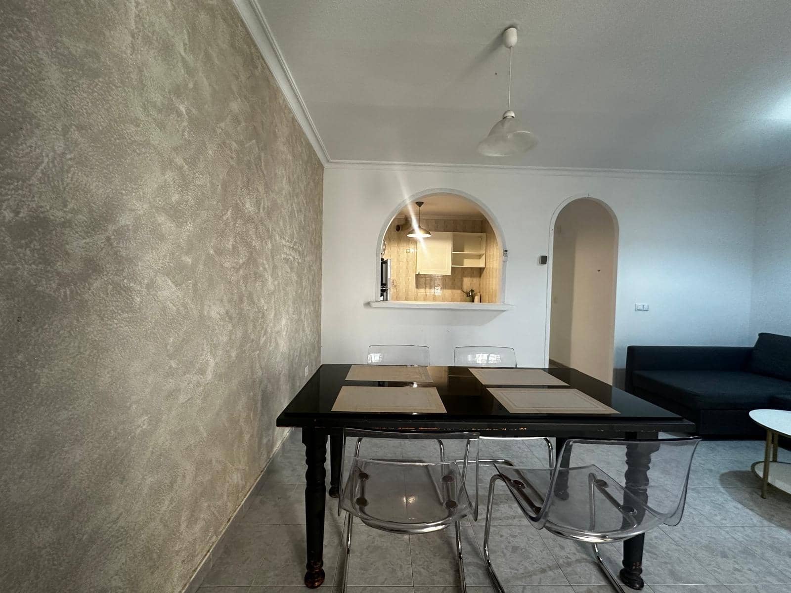 2 Zimmer Apartment zu verkaufen in Torrevieja - 140.000 € (Ref: 9816028)