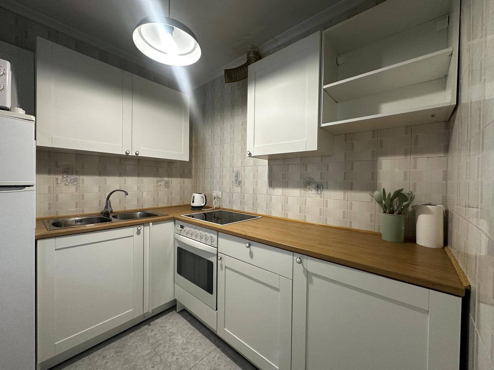 2 Zimmer Apartment zu verkaufen in Torrevieja - 140.000 € (Ref: 9816028)