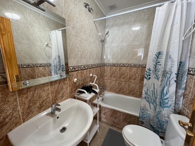 1 bedroom Apartment for holiday rental in Playa del Acequión, Torrevieja - € 700 (Ref: 9818039)