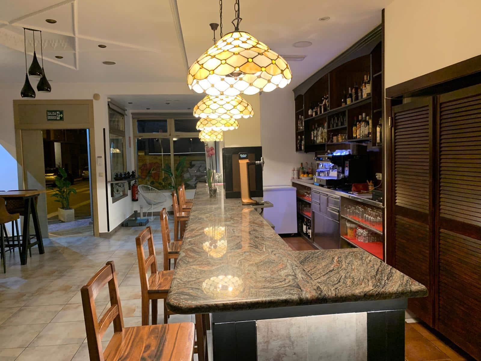 2 quarto Comercial para venda em Torrevieja - 43 000 € (Ref: 9823078)