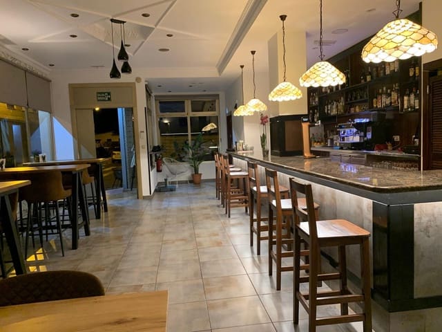 2 quarto Comercial para venda em Playa de los Locos, Torrevieja - 43 000 € (Ref: 9823078)