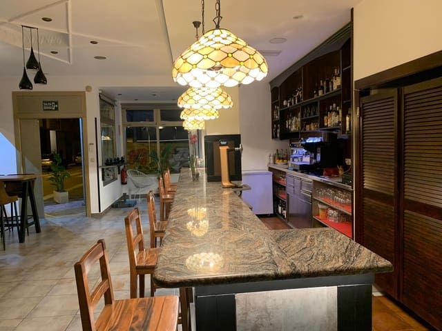 2 quarto Comercial para venda em Playa de los Locos, Torrevieja - 43 000 € (Ref: 9823078)
