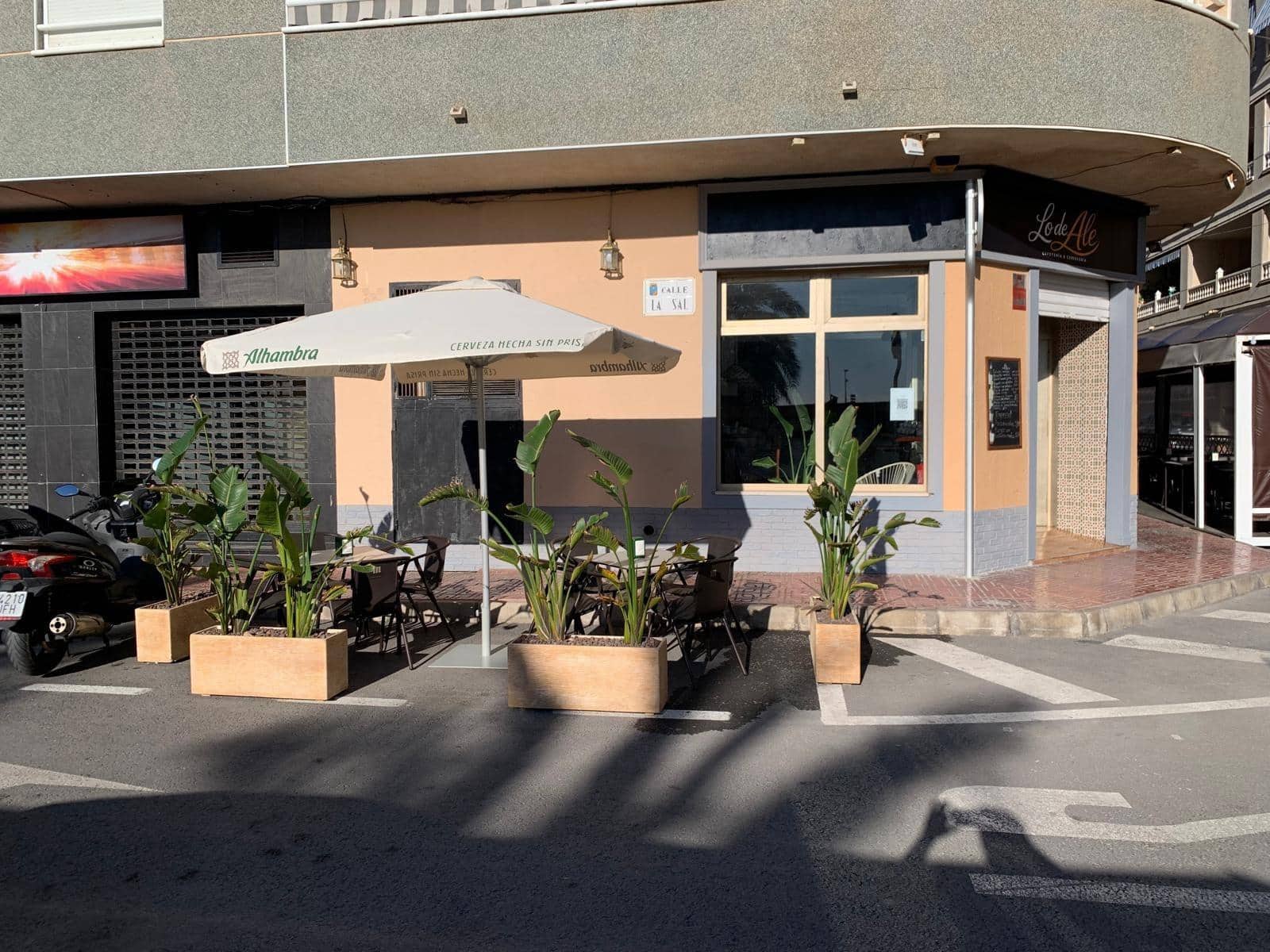 2 quarto Comercial para venda em Torrevieja - 43 000 € (Ref: 9823078)