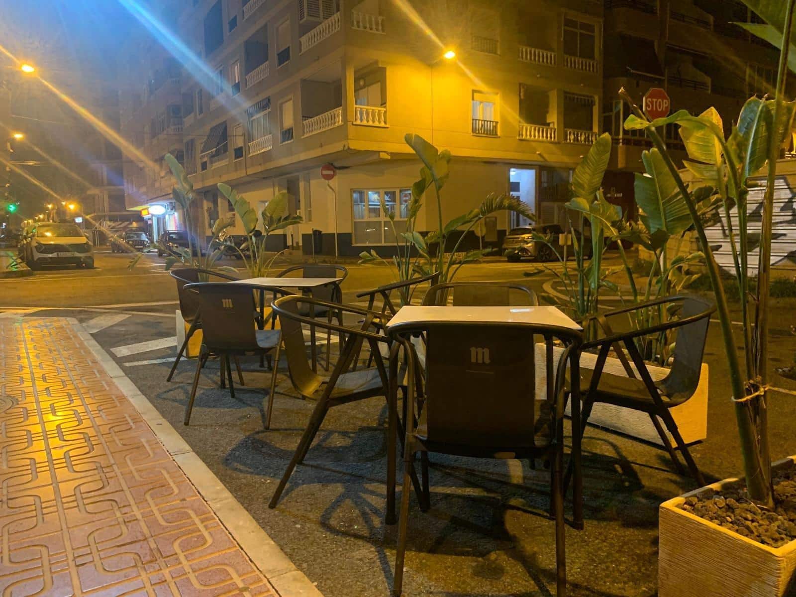 2 quarto Comercial para venda em Torrevieja - 43 000 € (Ref: 9823078)