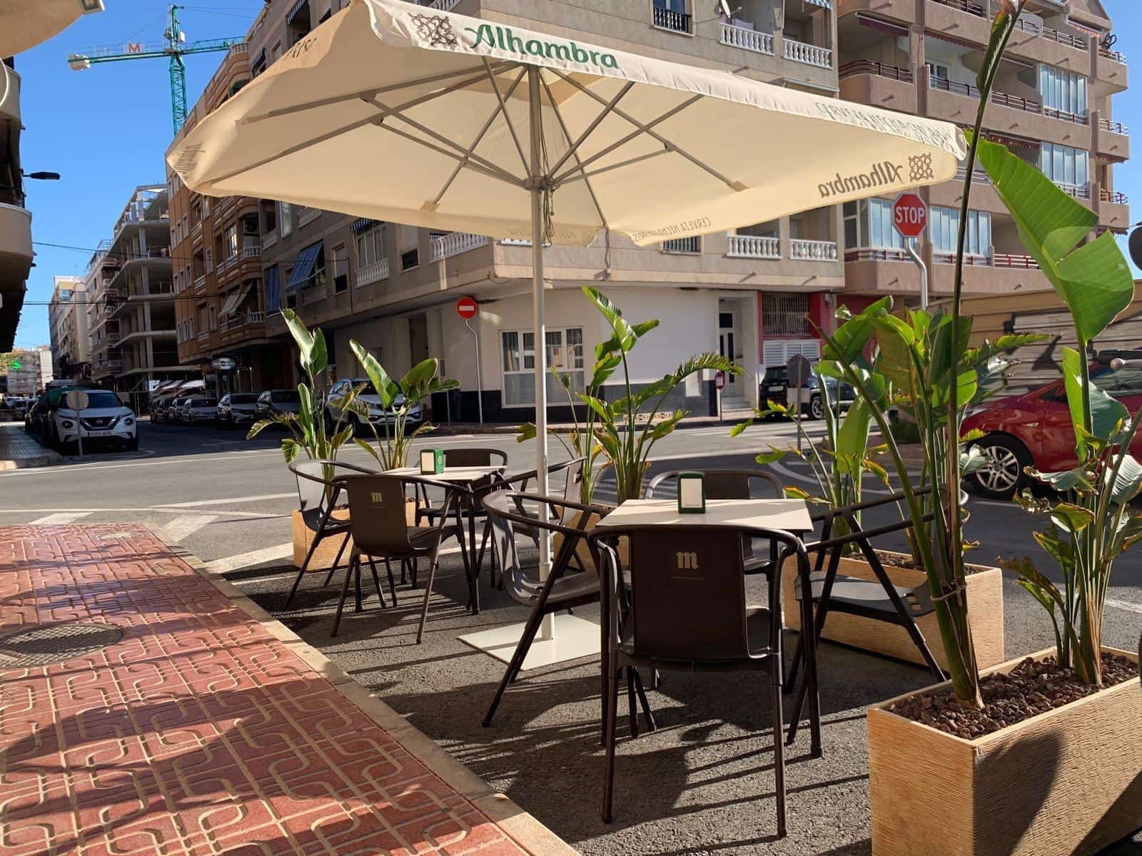 2 quarto Comercial para venda em Torrevieja - 43 000 € (Ref: 9823078)