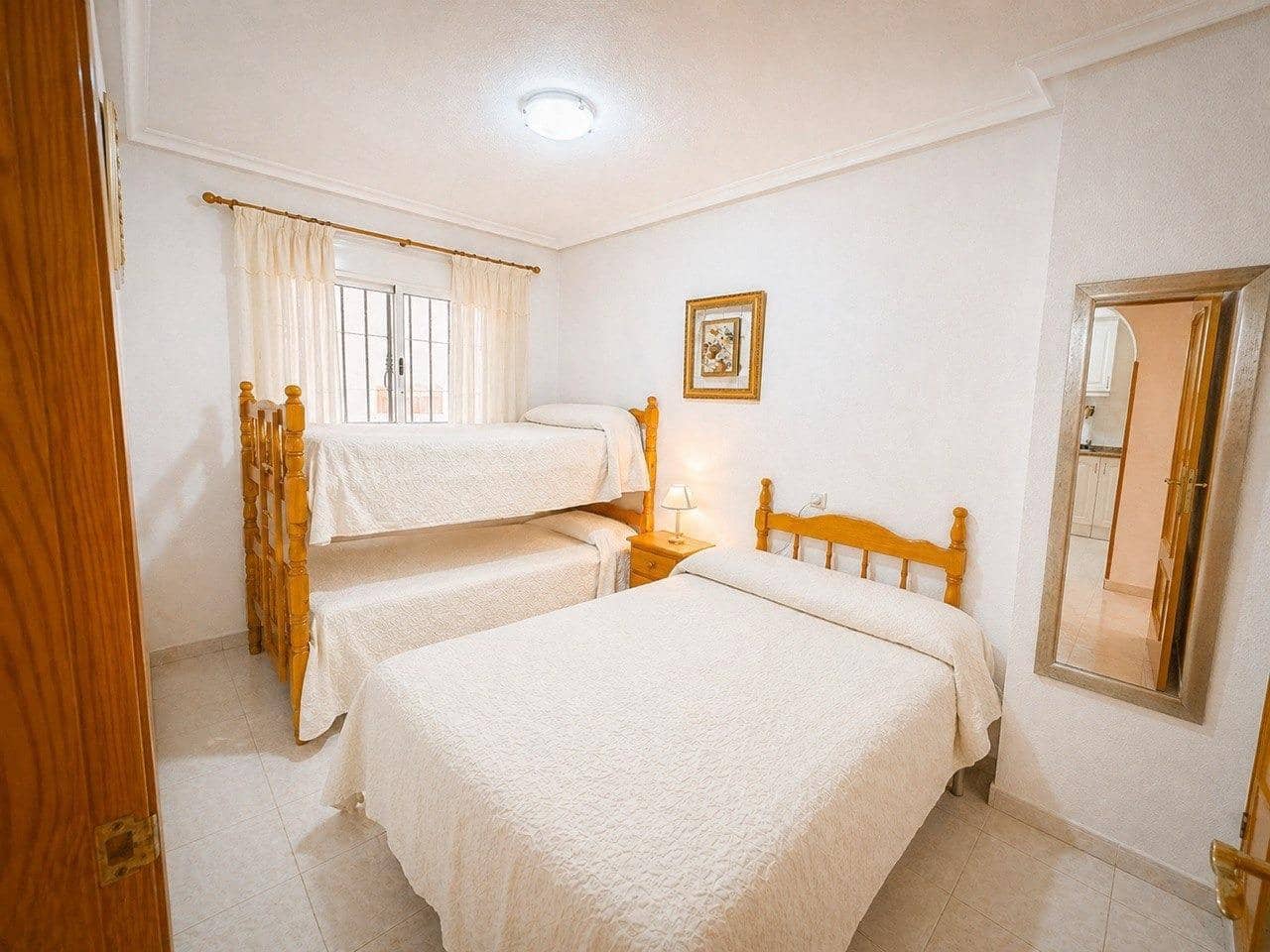 Apartamento de 1 habitación en Torrevieja en venta con piscina - 155.000 € (Ref: 9825434)