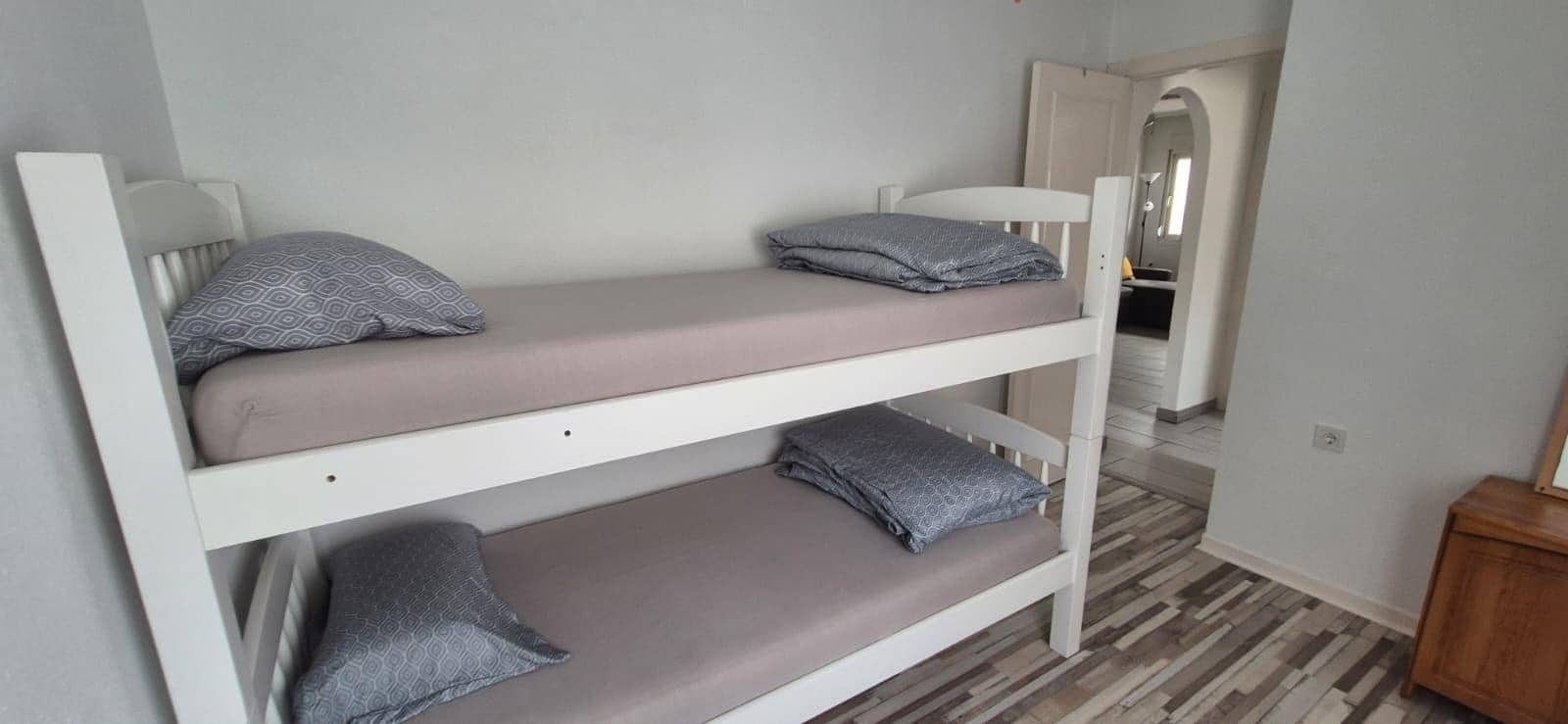 2 makuuhuone Rivitalo lomavuokrausta paikassa Torrevieja mukana uima-altaan - 560 € (Ref: 9843710)