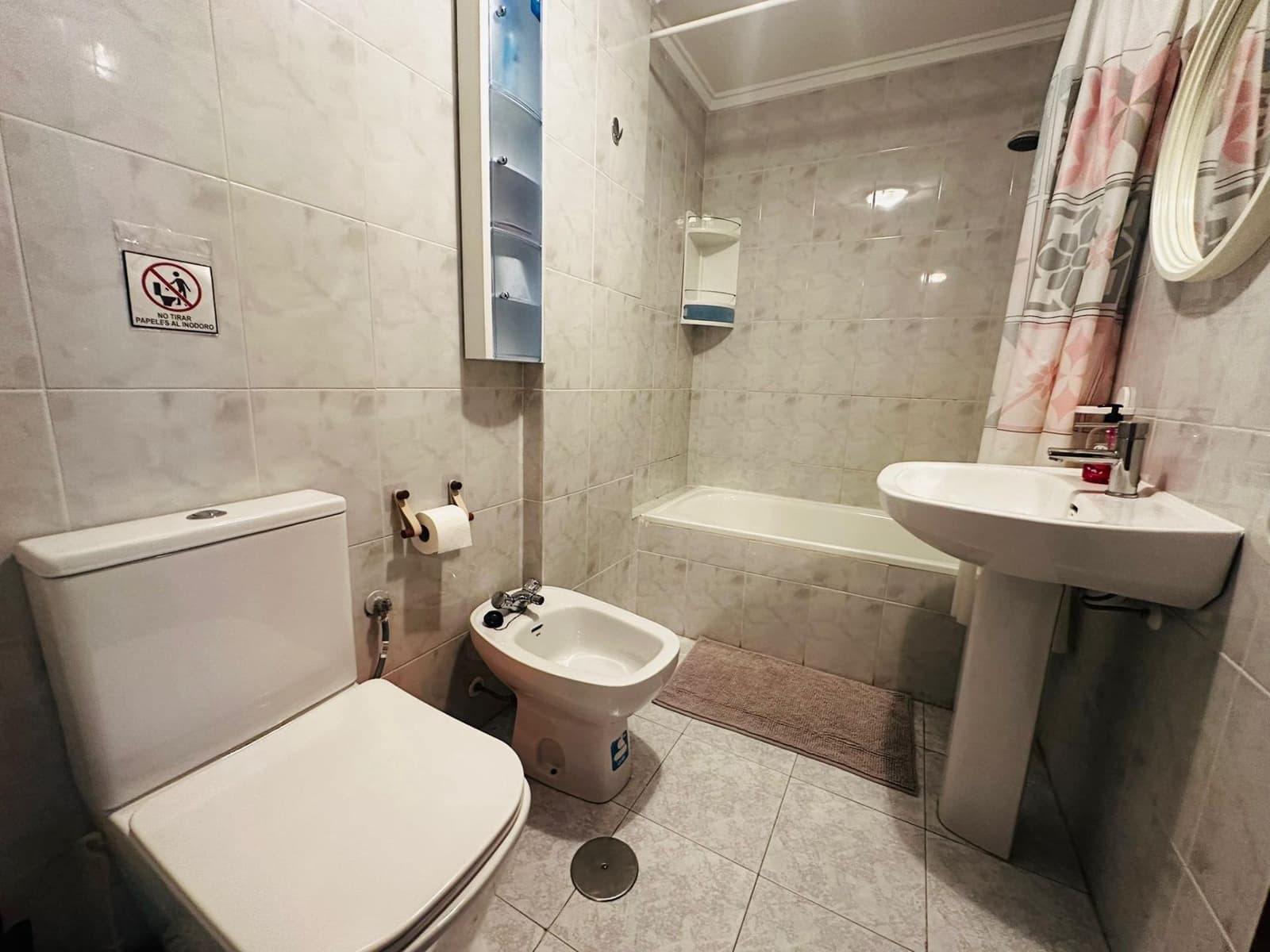 1 sovrum Lägenhet för semesterbostäder i Torrevieja med pool - 420 € (Ref: 9865383)