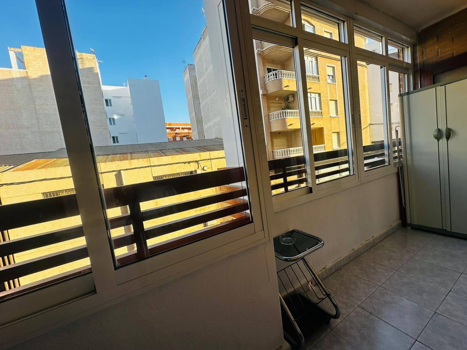 1 sovrum Lägenhet för semesterbostäder i Torrevieja med pool - 420 € (Ref: 9865383)