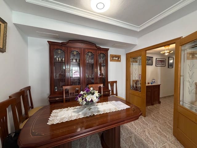 3 bedroom Apartment for sale in Centro, Torrevieja - € 184,990 (Ref: 9911220)