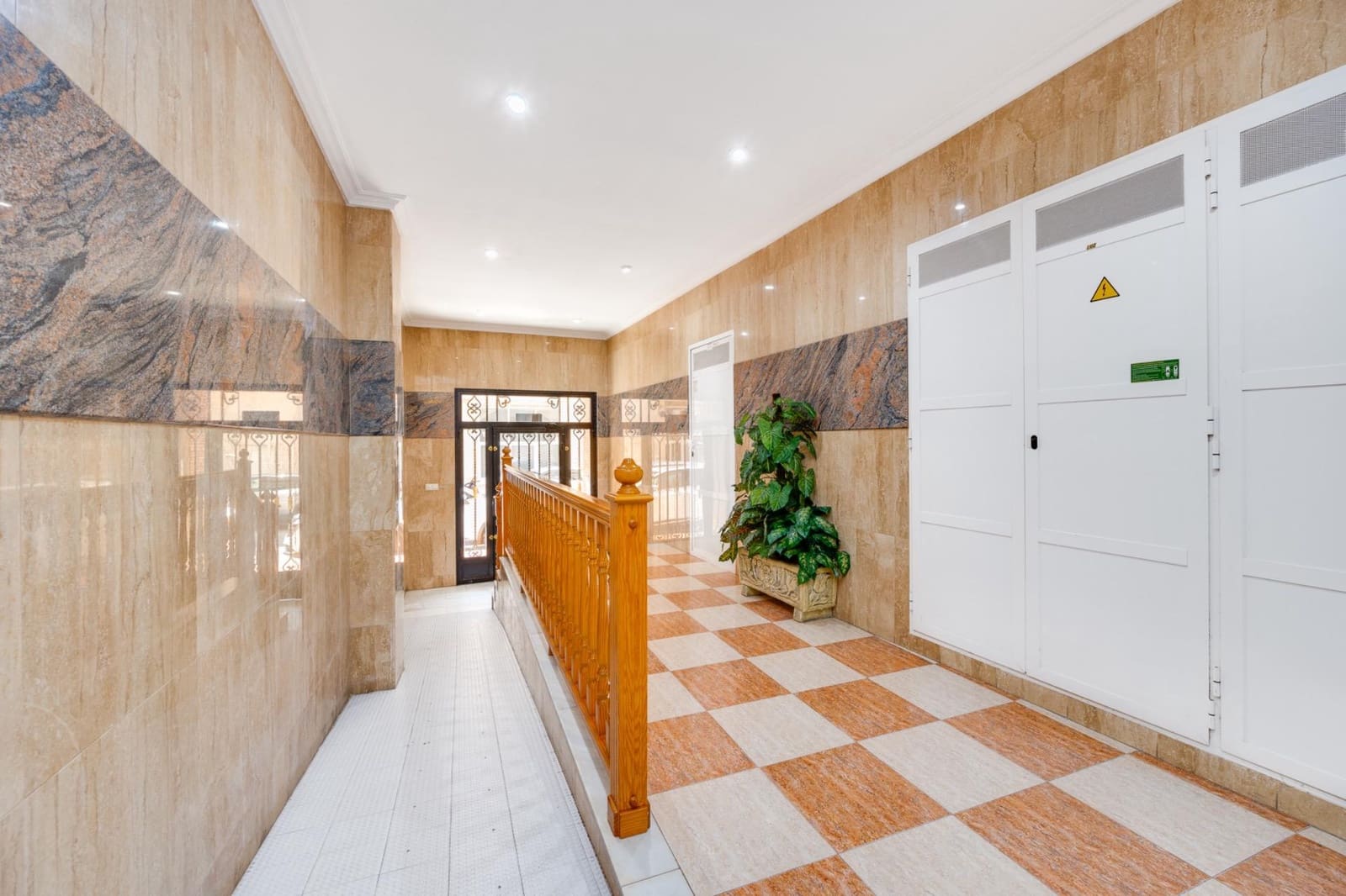 3 Zimmer Apartment zu verkaufen in Torrevieja - 179.900 € (Ref: 9911220)