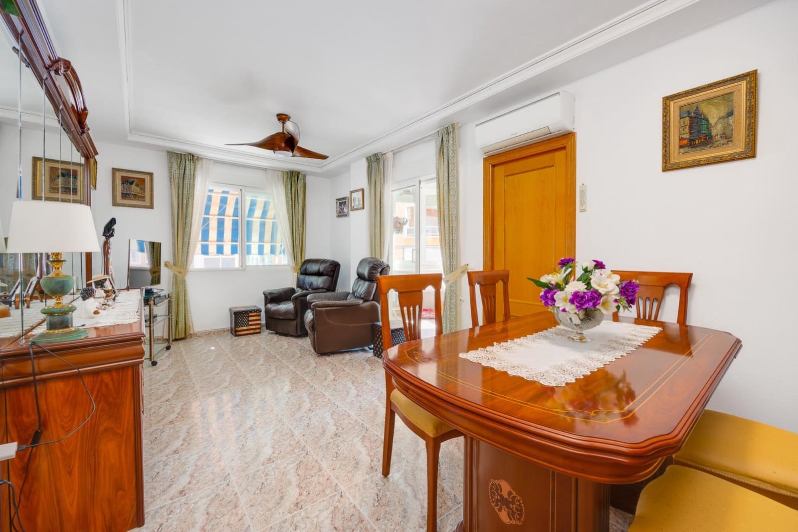 3 Zimmer Apartment zu verkaufen in Torrevieja - 179.900 € (Ref: 9911220)