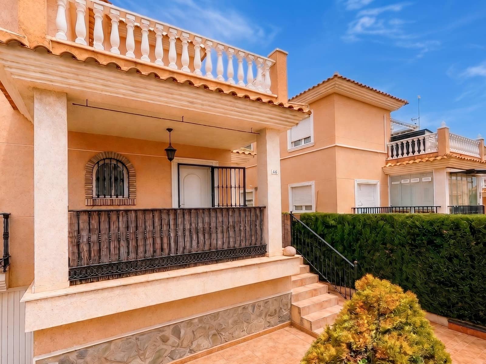 3 slaapkamer Villa te koop in Orihuela Costa met zwembad - € 349.965 (Ref: 9917197)