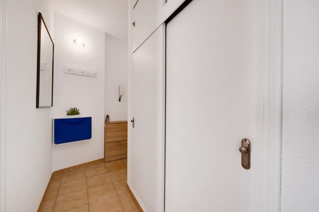 2 sovrum Lägenhet till salu i Torrevieja - 129 000 € (Ref: 9948089)