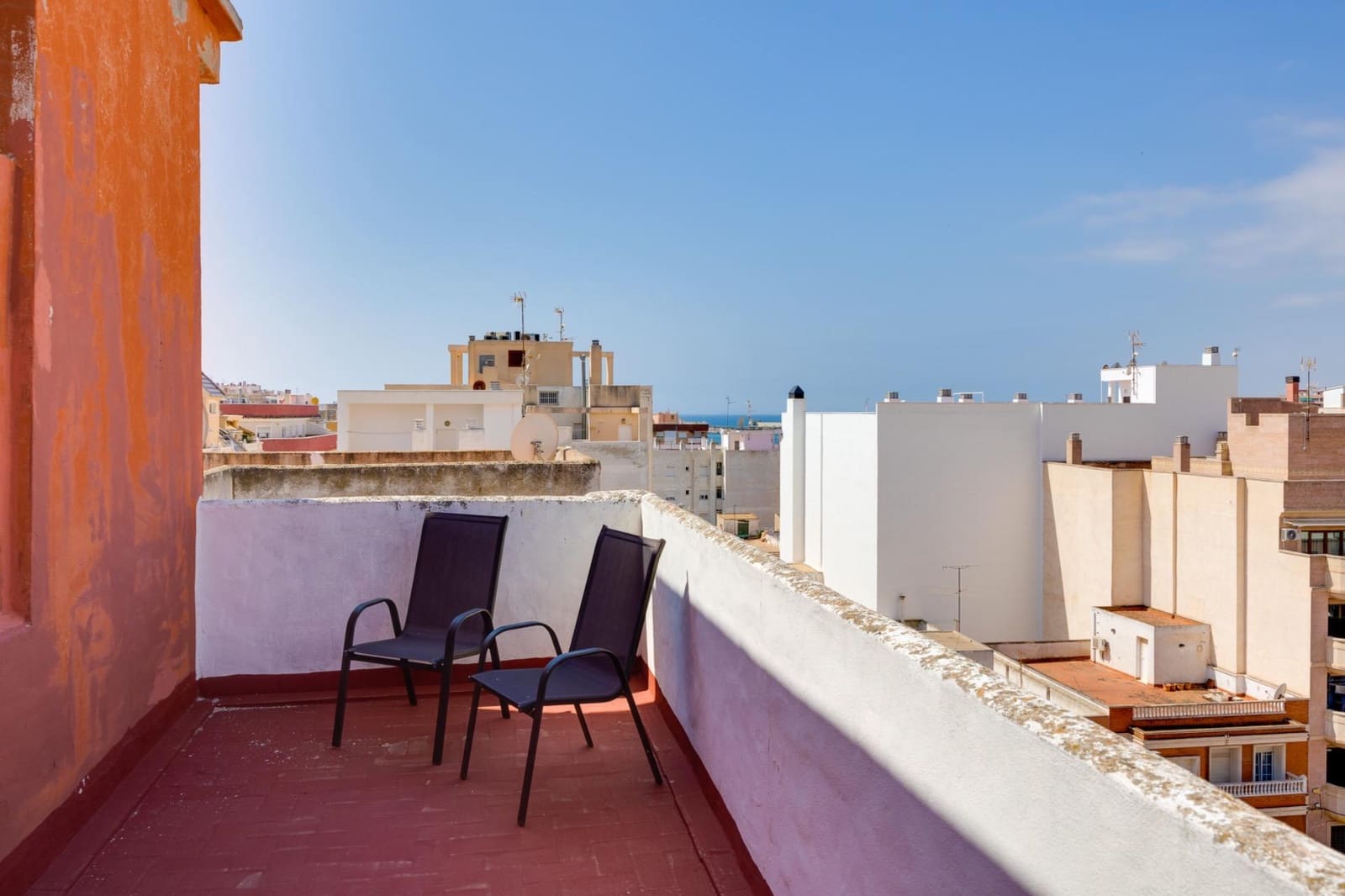2 bedroom Apartment for sale in Torrevieja - € 129,000 (Ref: 9948089)