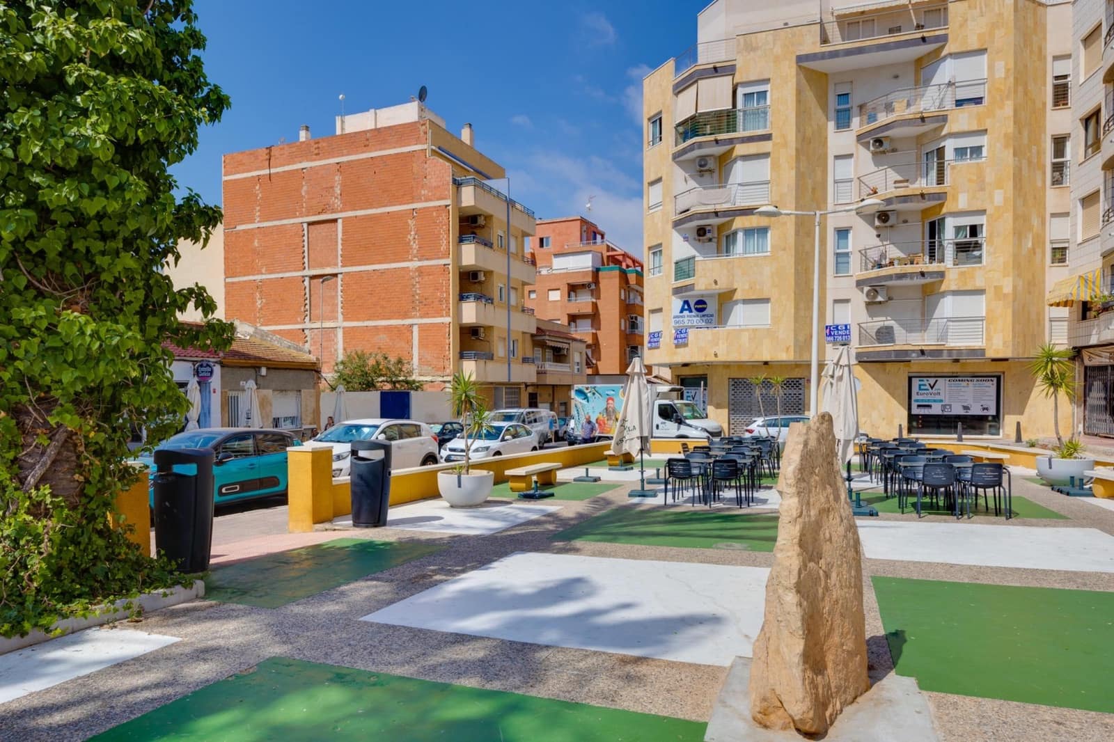 2 bedroom Apartment for sale in Torrevieja - € 129,000 (Ref: 9948089)