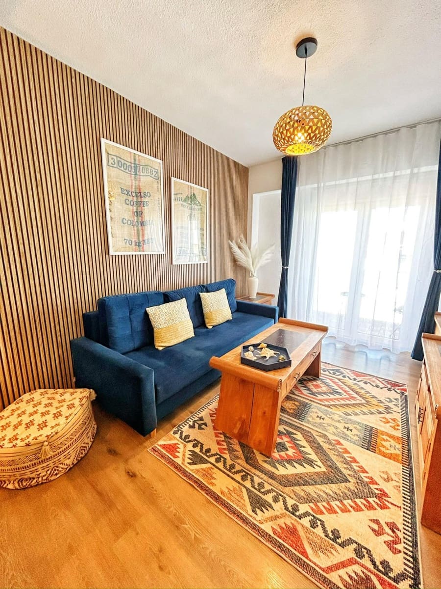 Apartamento de 6 habitaciones en Torrevieja en venta - 238.000 € (Ref: 9948090)
