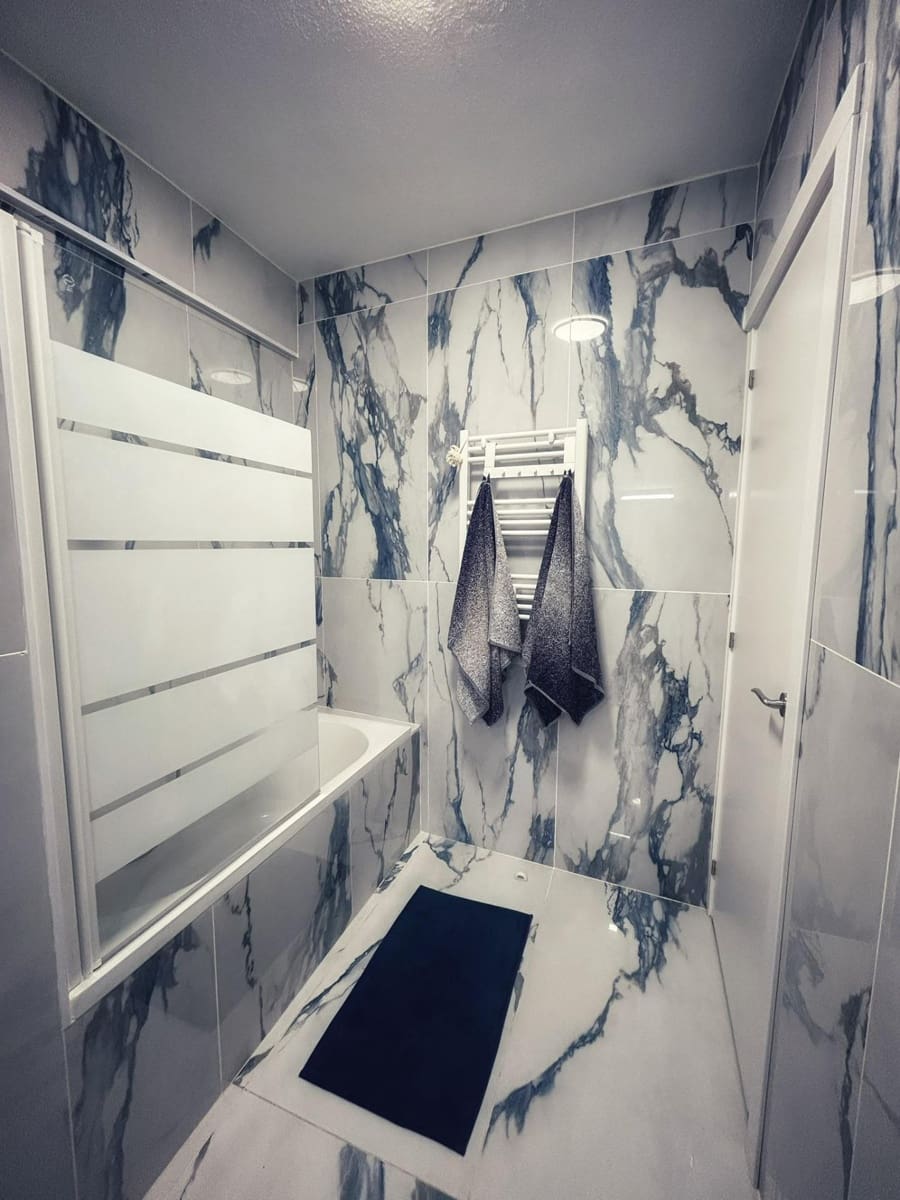 Apartamento de 6 habitaciones en Torrevieja en venta - 238.000 € (Ref: 9948090)