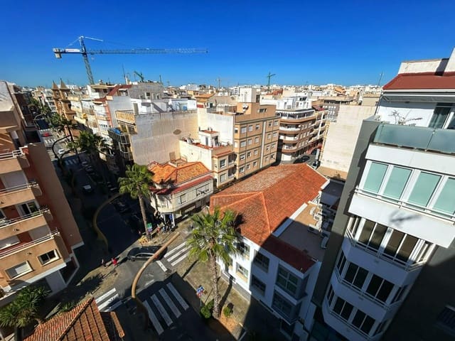 6 sovrum Lägenhet till salu i Torrevieja - 238 000 € (Ref: 9948090)