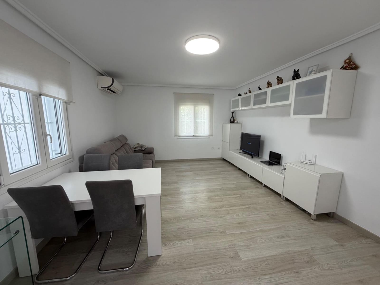 4 chambre Villa/Maison à vendre à Dona Pepa avec piscine garage - 470 000 € (Ref: 9975588)