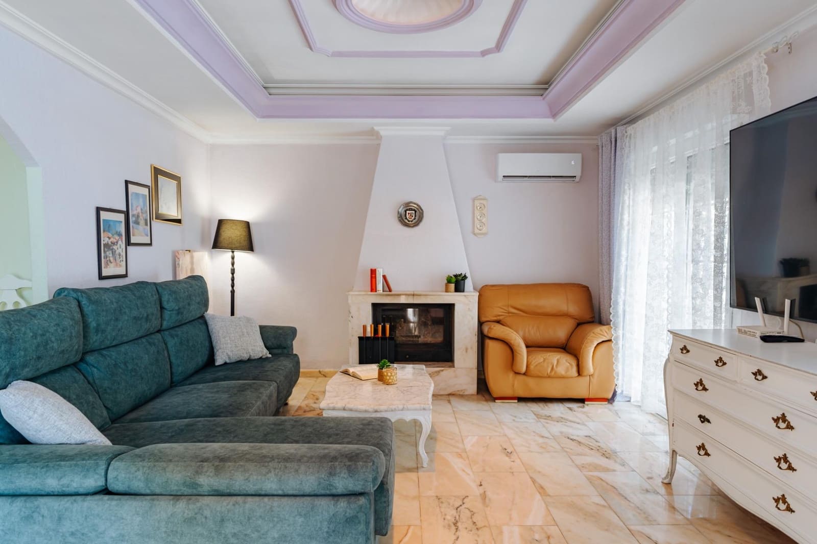 3 soveværelse Villa til salg i Torrevieja med swimmingpool - € 850.000 (Ref: 9995858)