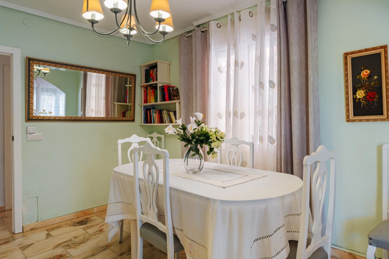 3 soveværelse Villa til salg i Torrevieja med swimmingpool - € 850.000 (Ref: 9995858)