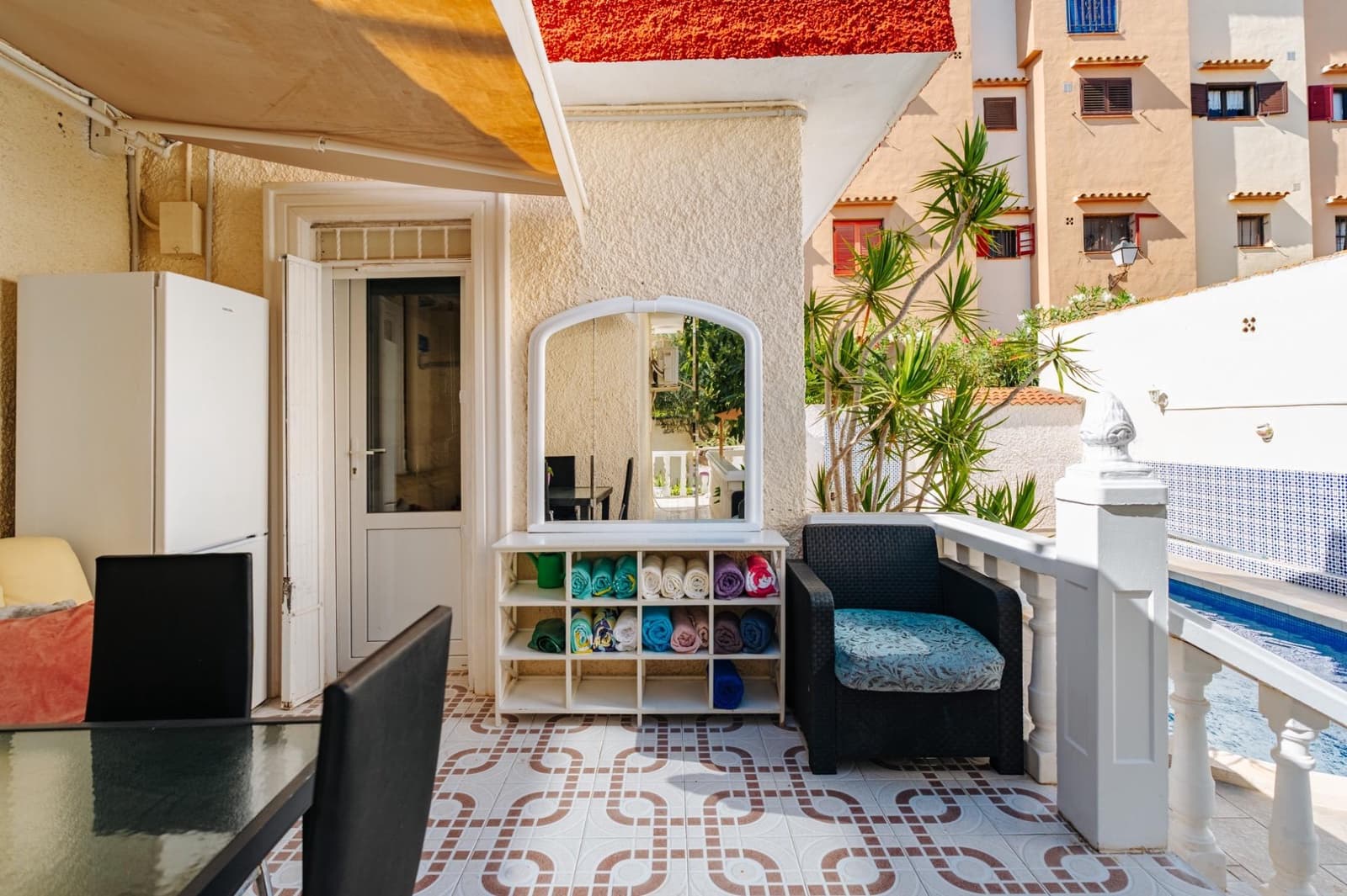 3 soveværelse Villa til salg i Torrevieja med swimmingpool - € 850.000 (Ref: 9995858)
