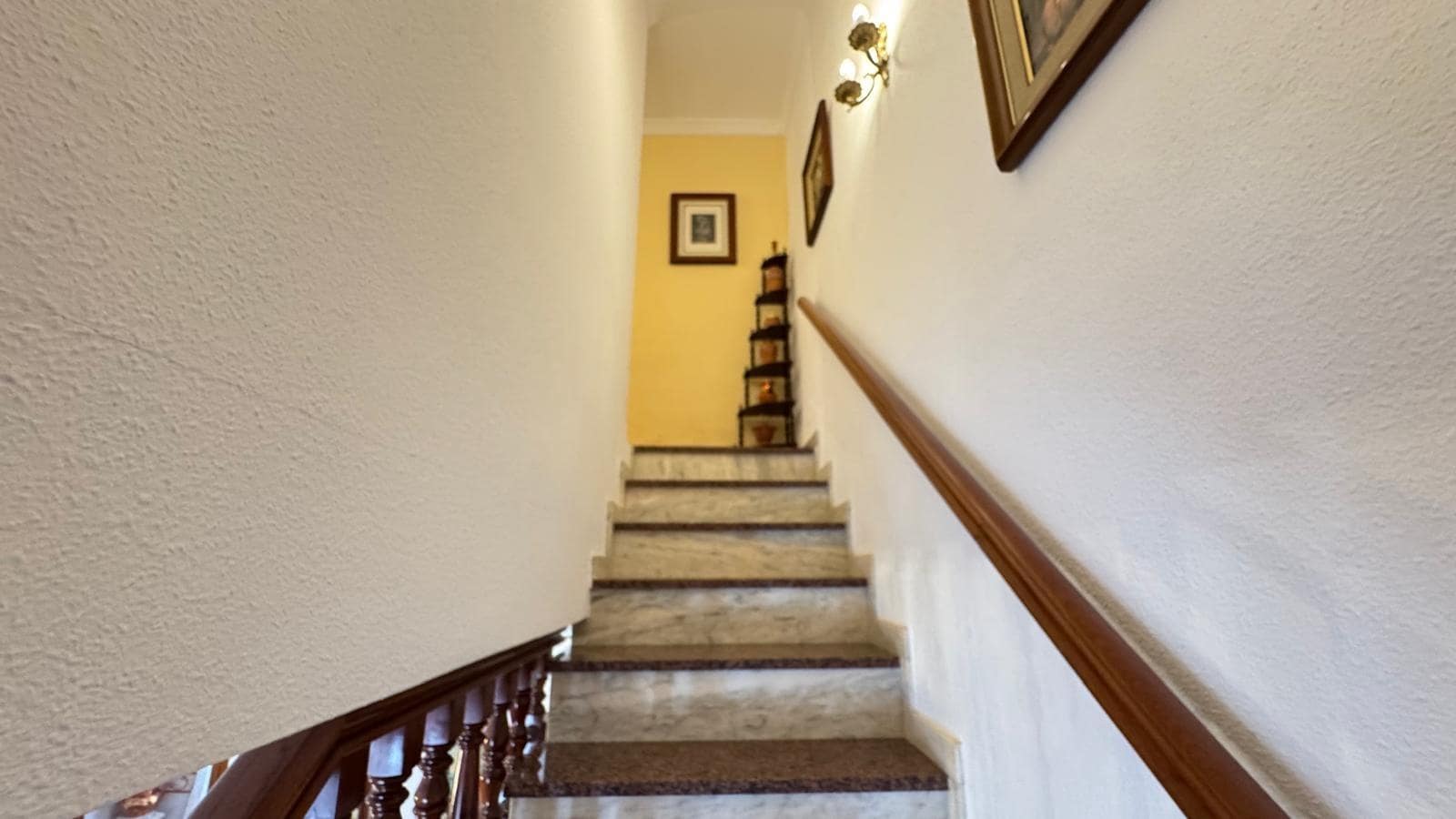 7 chambre Maison de Ville à vendre à Colmenar avec garage - 349 000 € (Ref: 10005791)