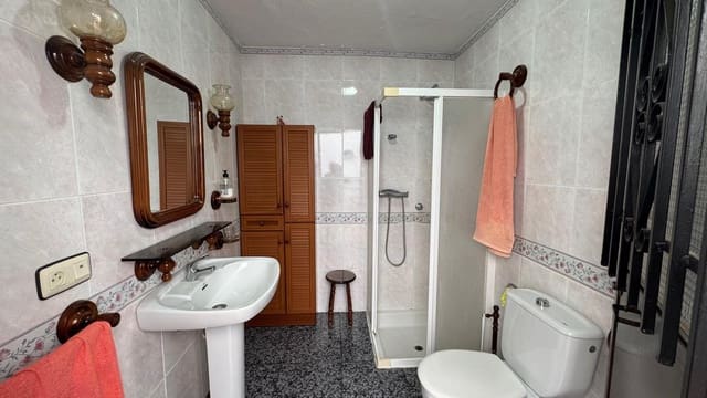 7 bedroom Townhouse for sale in Colmenar - € 349,000 (Ref: 10005791)