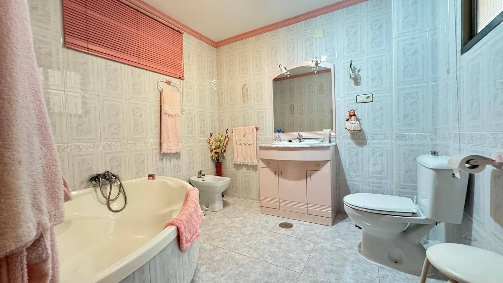 7 chambre Maison de Ville à vendre à Colmenar avec garage - 349 000 € (Ref: 10005791)