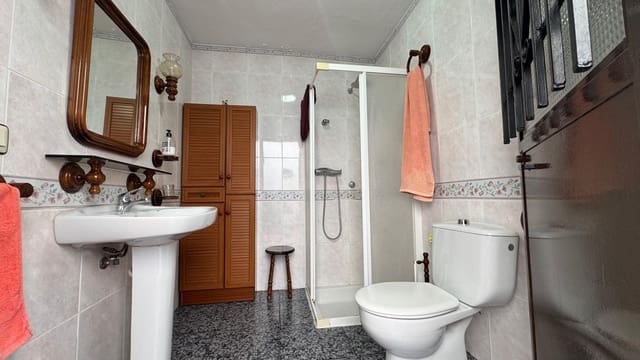 7 bedroom Townhouse for sale in Colmenar - € 349,000 (Ref: 10005791)